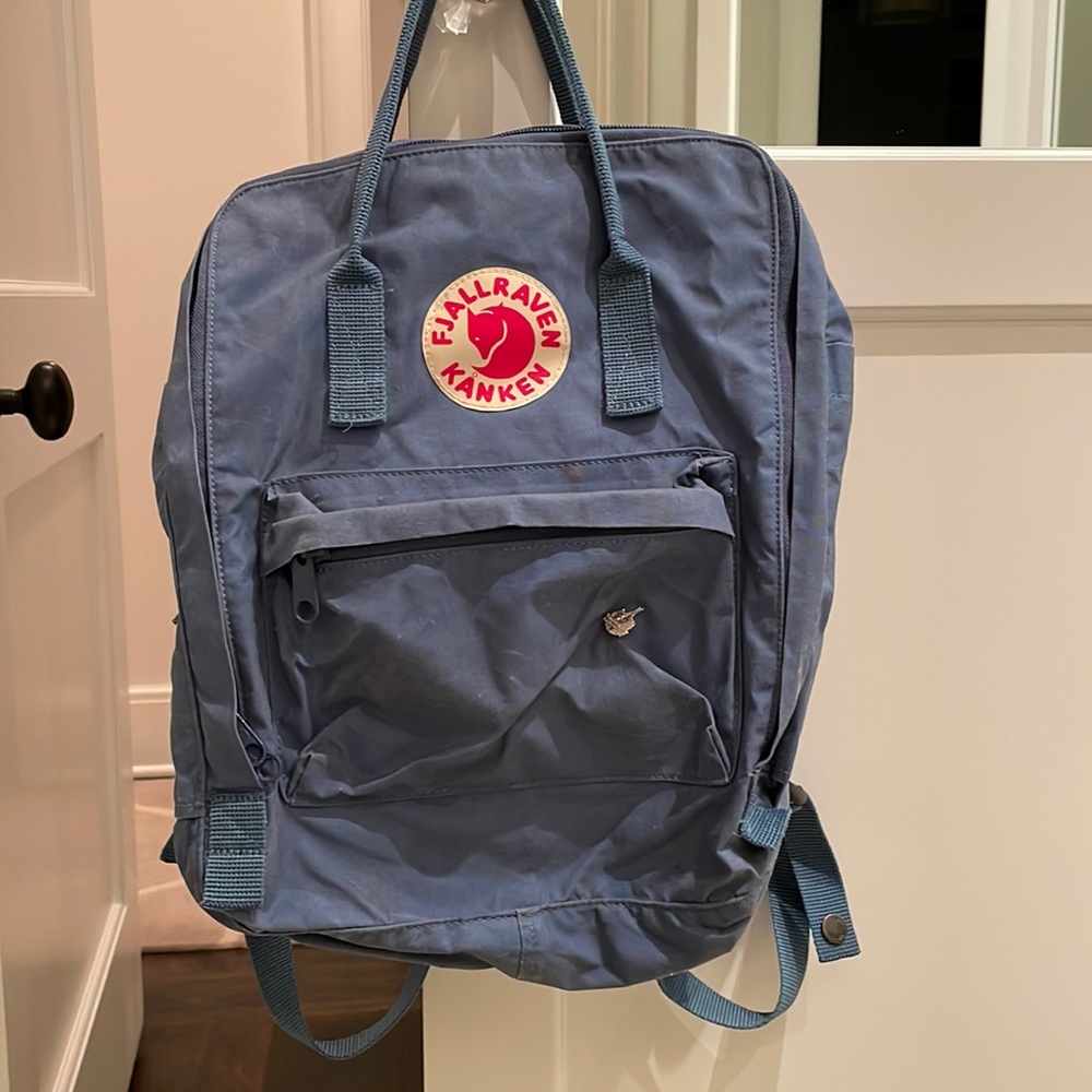 Gently used Fjallraven Kanken Backpack